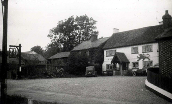 The Red Lion about 1950 [WB/Green4/5/Stu/RL1]